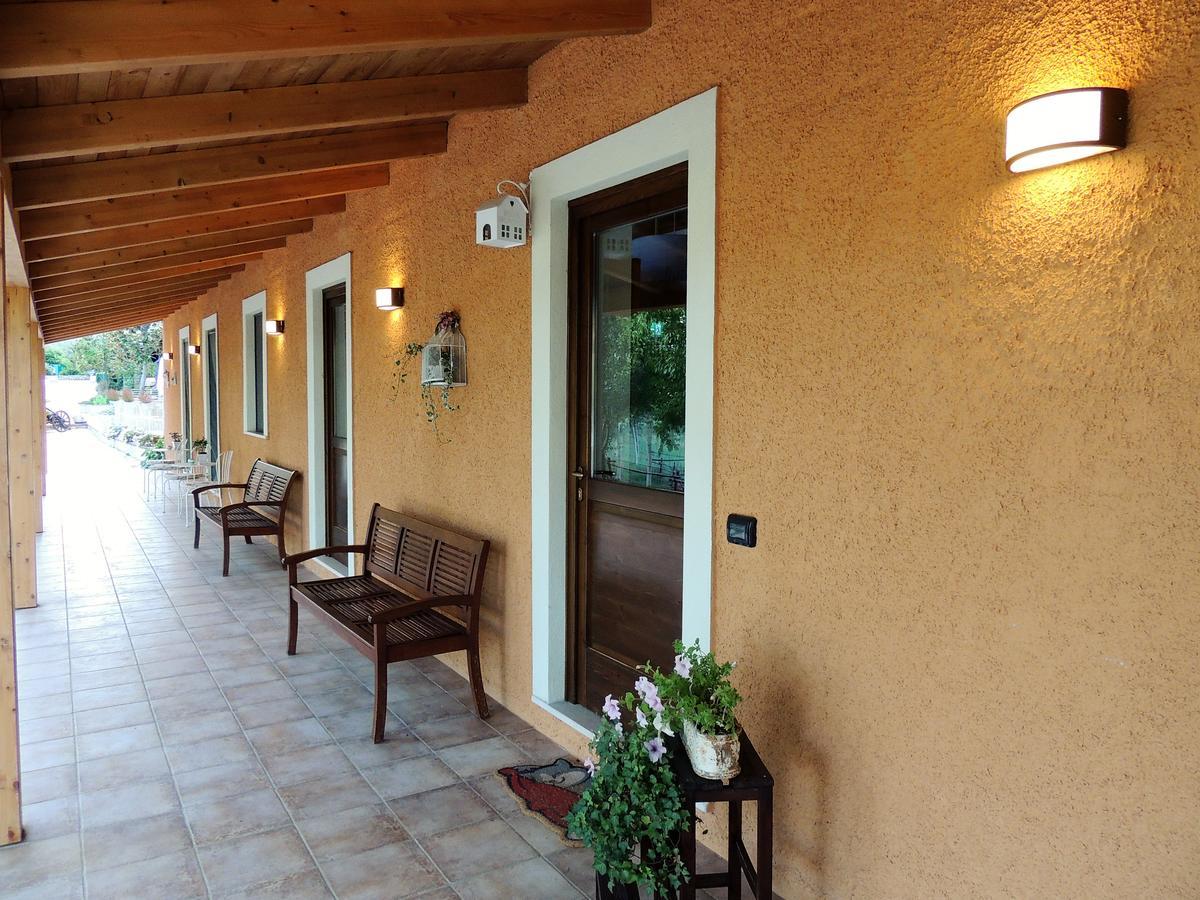 Il Refolo Bed and Breakfast Riardo Exterior foto